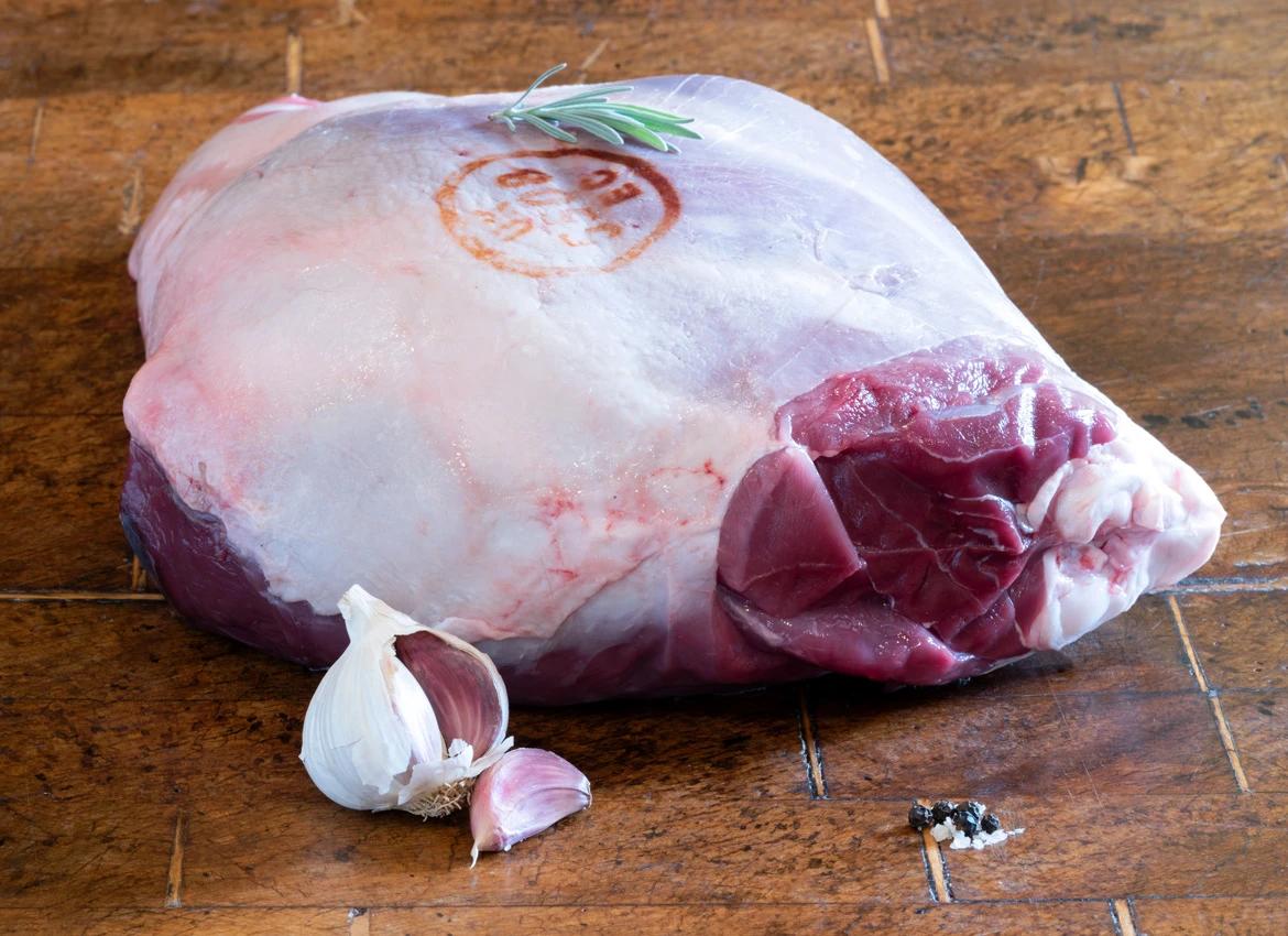 Halal Venison Leg Roast Haunch Bone In (2.75-3.2kg)